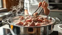 Pakai Bahan-Bahan Sederhana, Ini Cara Merebus Daging Sapi yang Keras Jadi Empuk