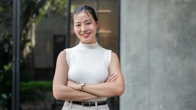 wanita juli dengan gaya hidup awet muda