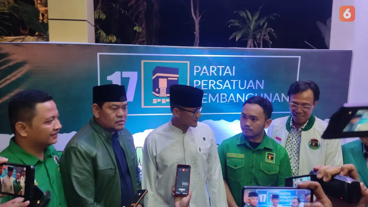 Sandiaga Uno bersama Pengurus DPD PPP Sulsel (Liputan6.com/Fauzan)