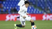 5. Lee Kang-in (Korea Selatan) - Pemain muda asal Korea Selatan ini merupakan salah satu penggawa di skuat utama Valencia. Lee Kang-in akan menjadi andalan Korea Selatan ketika tampil di Piala Dunia U-20 2021 di Indonesia. (AFP/Benyamin Cremel)