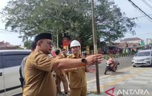 DPUTR Bangka Tengah Segera Normalisasi Drainase Koba Atasi Genangan Air