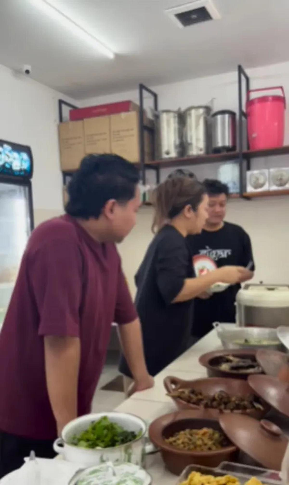 Potret Dapur Sederhana di Rumah Soimah, Lengkap dengan Panci Gerabah