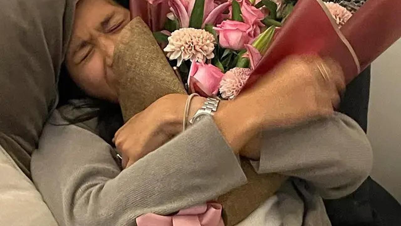 Potret Nadhif Basalamah Penyanyi 'Penjaga Hati' dan Kekasih, Momen Lamaran di Jepang Curi Perhatian