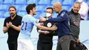 Silva selalu menjadi pilihan utama dalam tiga periode pelatih The Citizens, yakni Roberto Mancini, Manuel Pellegrini, hingga sekarang Pep Guardiola. (Peter Powelll/Pool via AP)