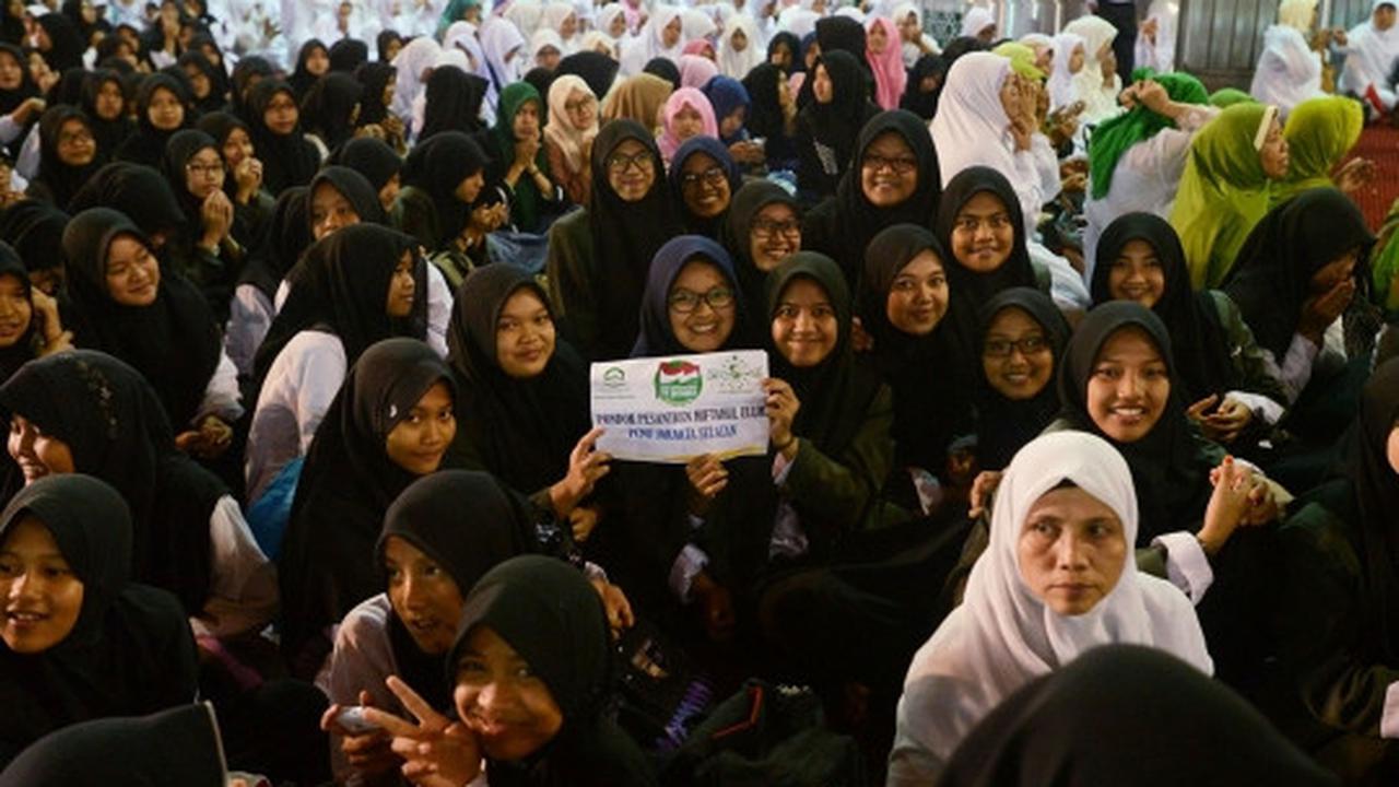 Jokowi deklarasikan Hari Santri Nasional