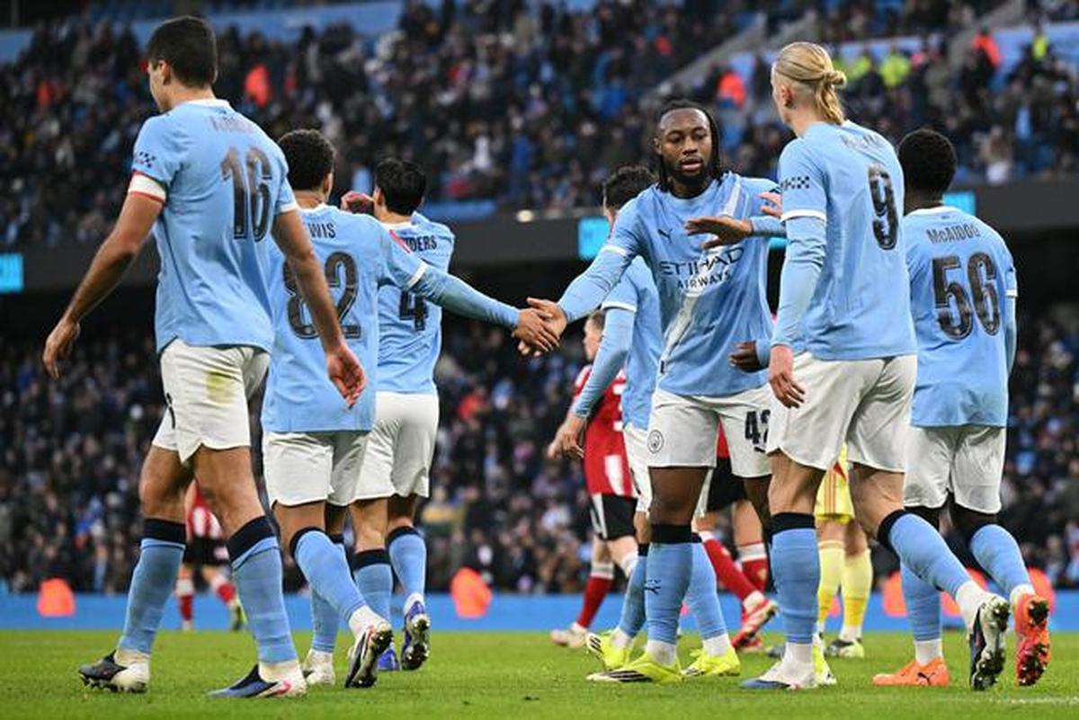 Kemenangan 10-1 atas Exeter Terasa Spesial Berkat Menggilanya Para Akademi Man City