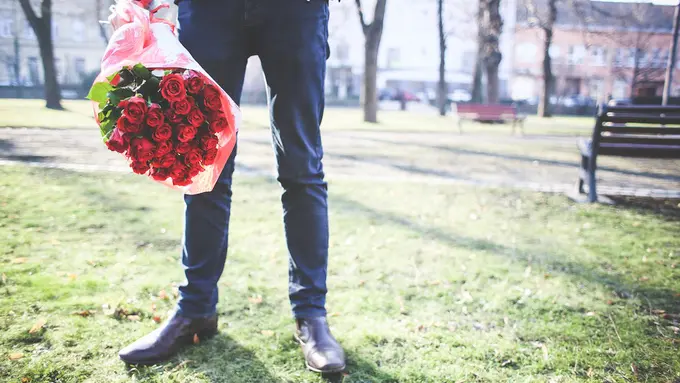 Karena Pacaran Cuma Buang-buang Waktu, Yuk Langsung Nikah Aja!