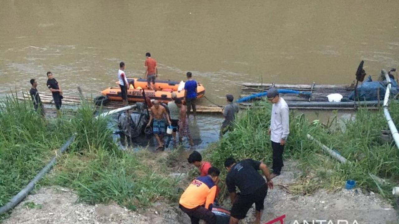Tim SAR Gabungan Intensifkan Pencarian Balita Tenggelam di Sungai Komering OKU Selatan