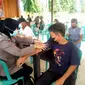Vaksinasi Gerebek Desa di Mamuju (Liputan6.com/Istimewa)