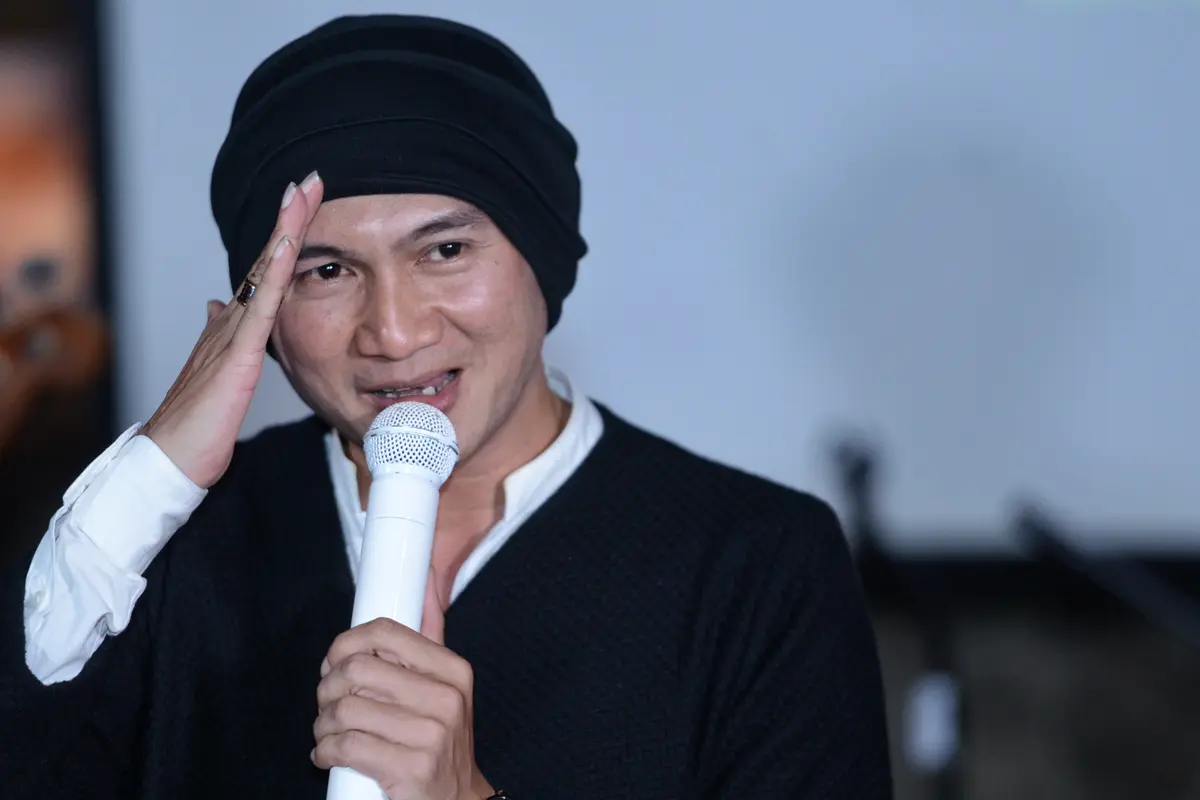 [Bintang] Merdunya Suara Anji Bawakan Lagu Sujiwo Tejo
