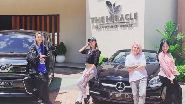 Miyabi berkunjung ke Indonesia