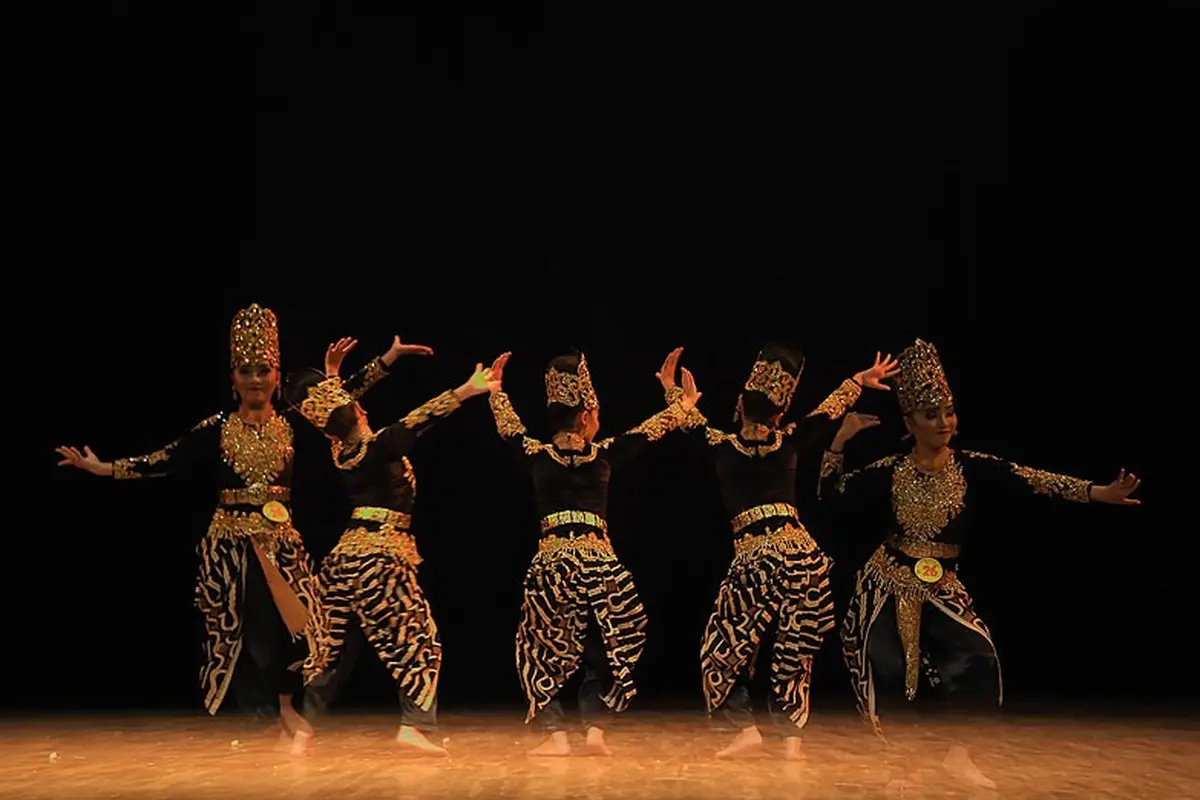 Tari yang Berasal dari Jawa Barat adalah Tari Jaipong