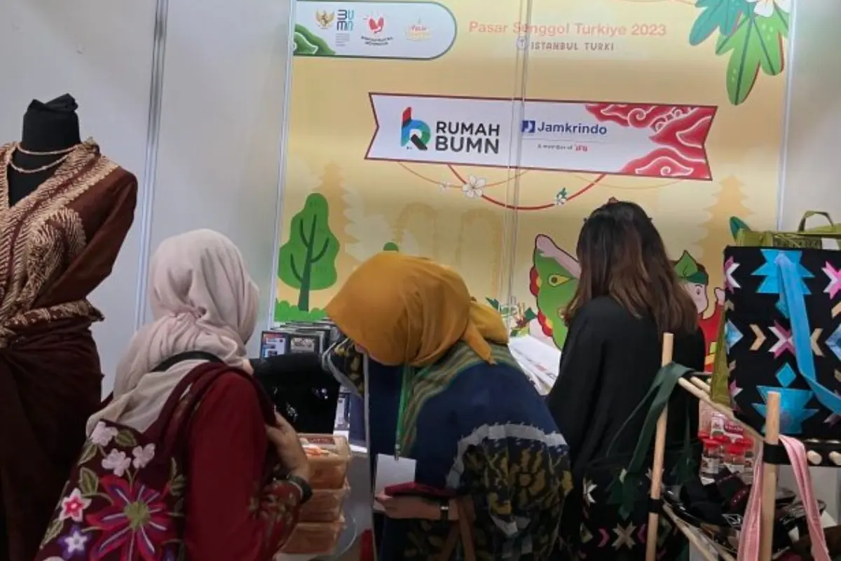 Jamkrindo membawa sebanyak 21 produk UMKM di Kegiatan Festival Pasar Senggol yang diselenggarakan di Istanbul, Turki.