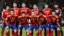 Pemain Spanyol, Martin Zubimendi (kanan depan) menjadi starter pada laga laga lanjutan UEFA Nations League melawan Denmark di Nueva Condomina Stadium, Murcia, Spanyol, Minggu (13/10/2024) dini hari WIB. (AP Photo/Jose Breton)