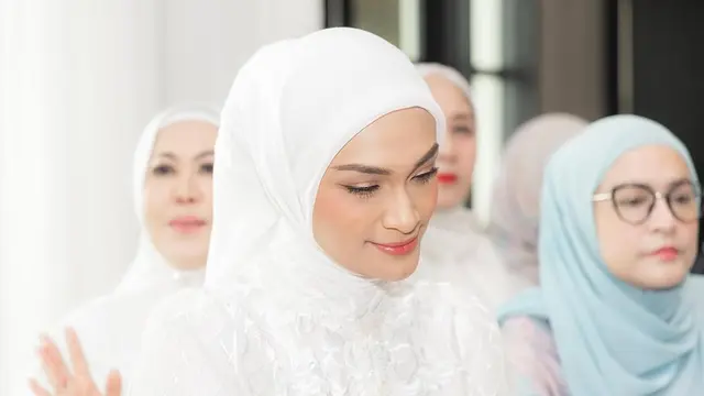 Potret Putri Zulhas gelar pengajian di rumah (credit: instagram/putri_zulhas)