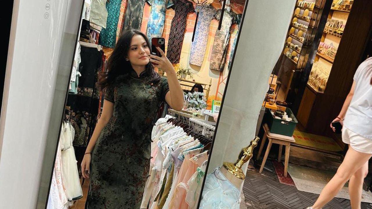 Pesona Marsha Aruna Liburan di China, Dipuji Cantiknya Natural Sepanjang Masa