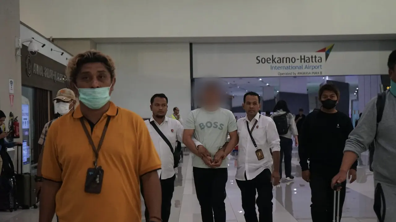 WNI yang Menjadi Buronan ke China Ditangkap dan Dipulangkan ke Indonesia