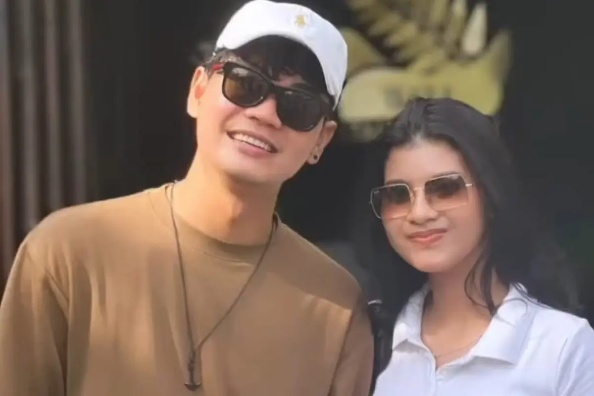 Tri Suaka dan Nabila Maharani Honeymoon