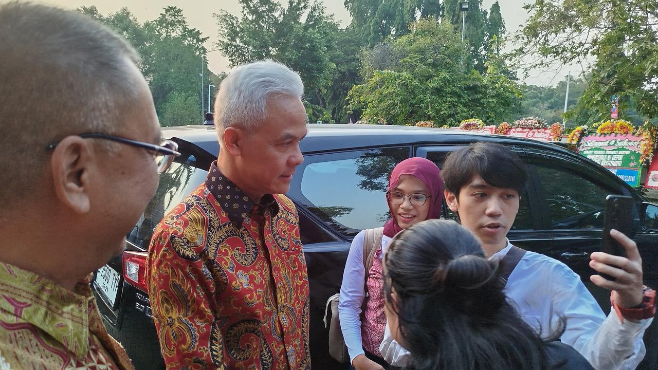 Ganjar Tungggu Instruksi PDIP, Mahfud MD Pastikan Hadiri Pelantikan Prabowo dan Gibran