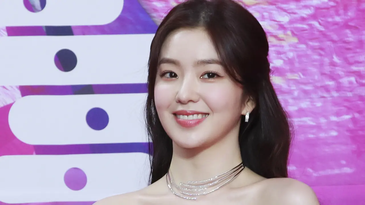 Irene Red Velvet