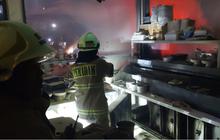 Restoran Jepang di Jaksel Terbakar, Api Pertama Kali Muncul dari Dapur