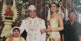 Cinta berawal dari pandangan pertama. Itu juga yang terjadi pada Narji Cagur dengan sang istri Widiyanti. Awal kisah tahun 2005 saat melakukan perjalan Jakarta menuju Surabaya. (dok. Pribadi)