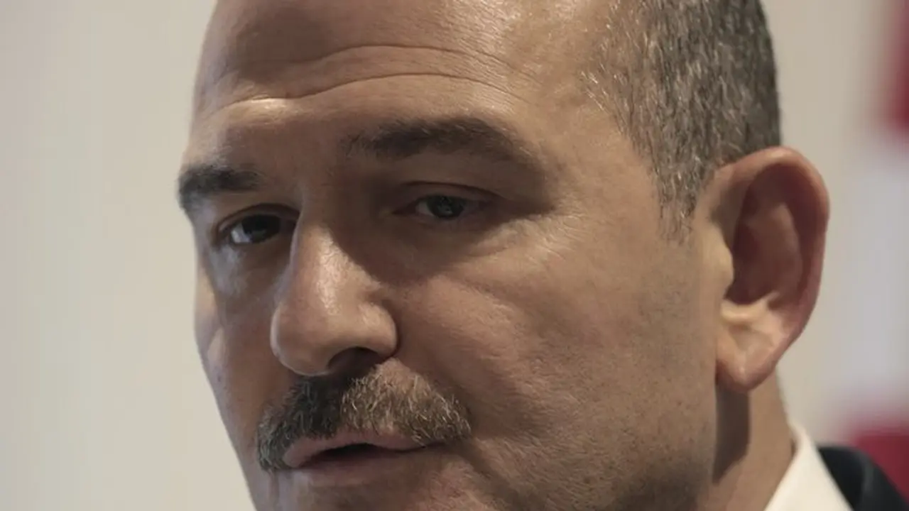 Menteri Dalam Negeri Turki Suleyman Soylu berbicara selama konferensi pers, di Ankara, Turki.