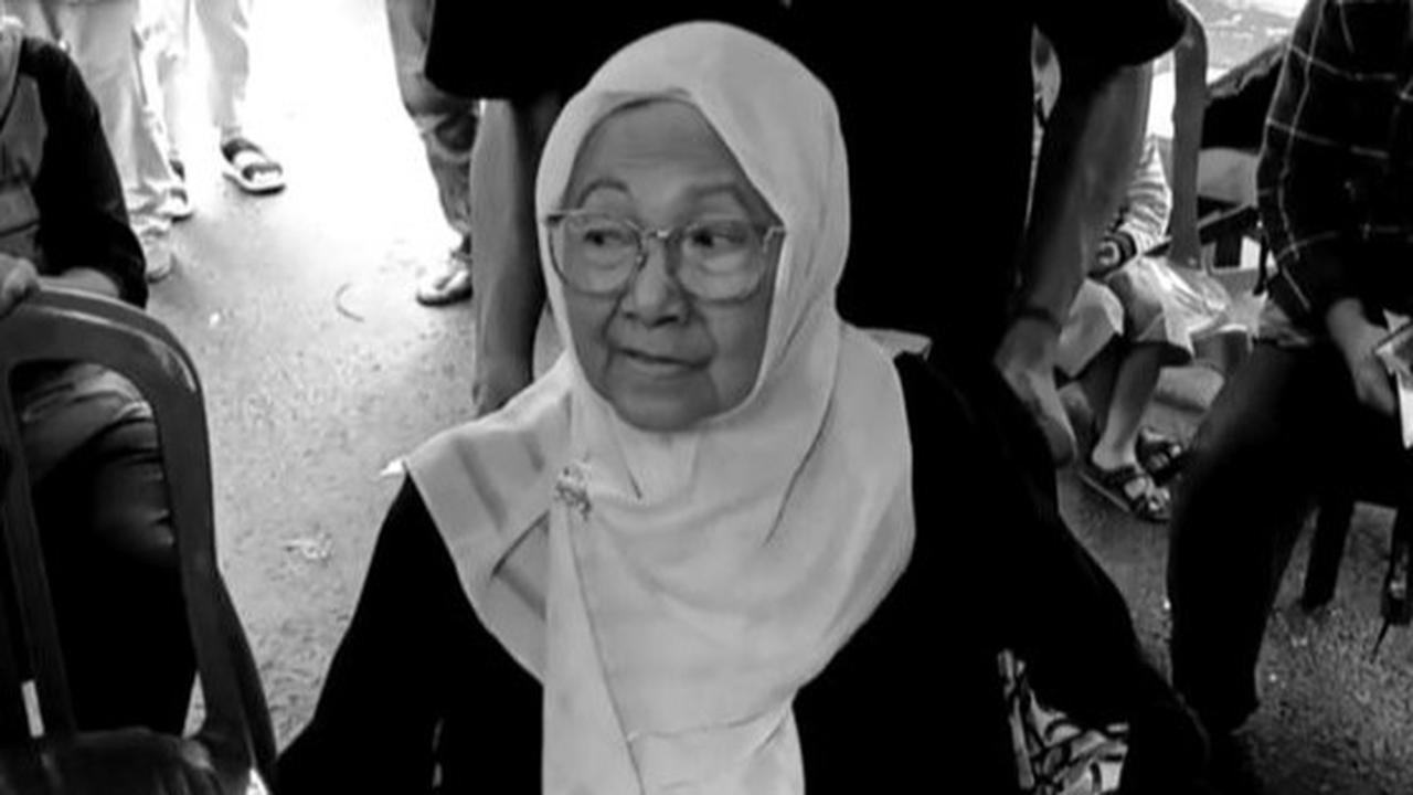 Kabar Duka, Bunda Iffet Ibu Bimbim Slank Meninggal Dunia di Usia 87 Tahun