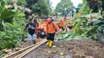 Personel Badan Nasional Pencarian dan Pertolongan (Basarnas) Manado membawa sejumlah alat yang diperlukan guna membantu operasi pencarian dan pertolongan korban bencana banjir bandang di Kabupaten Kepulauan Siau Tagulandang Biaro, Provinsi Sulawesi Utara, Selasa 6 Januari 2026. Kantor Pencarian dan Pertolongan Manado menurunkan sebanyak 16 personel beserta Alat Utama (Alut) SAR untuk melaksanakan operasi pencarian dan pertolongan pada bencana banjir bandang yang melanda Kabupaten Kepulauan Siau Tagulandang Biaro, Provinsi Sulawesi Utara. (Foto: Basarnas)