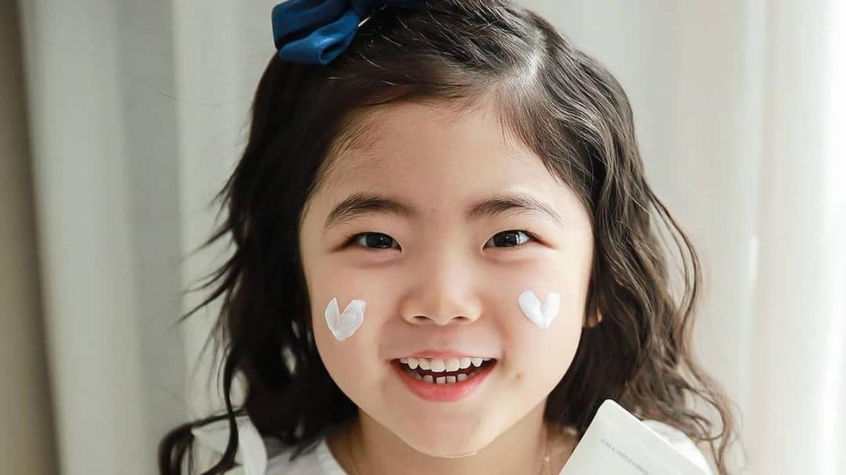 Cara Bijak Memilih Kosmetik untuk Anak, Simak 6 Tips dari Dokter Kulit