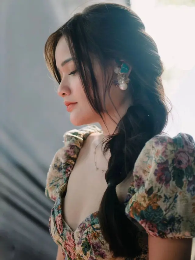 Fanny Soegiarto eks vokalis Soegi Bornean yang keluar band. (Dok: Instagram @fannysoegi https://www.instagram.com/p/C1zEN3MPoYX/?igsh=Y2w5bXRxN2IwOWhh)