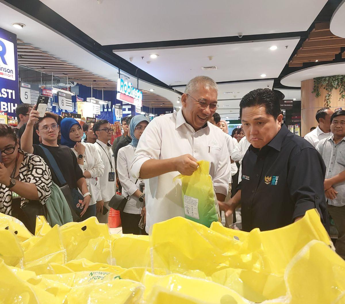 "Selama bulan Februari yang kurang lebih 10 hari itu, kita kucurin lebih dari 60 ton ribu secara nasional," kata Bayu.