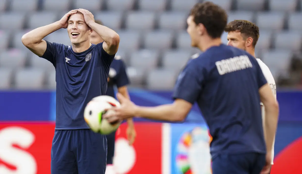 Denmark akan melawan Serbia pada laga terakhir Grup C di Allianz Arena, Muenchen, Rabu (26/6) dini hari WIB. (Liselotte Sabroe/Ritzau Scanpix via AP)