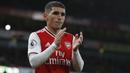 Lucas Torreira merupakan pemain Arsenal yang dipinjamkan ke Atletico Madrid pada musim lalu. Ia sempat mengalami cidera parah di musim sebelumnya dan tercatat hanya mampu tampil 89 kali dengan torehan 4 gol dan 6 assists sejak 2018 silam. (Foto: AFP/Ian Kington)