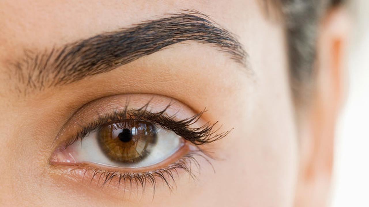 Menarik, Ini Rahasia Membentuk Alis dengan Sabun Batang