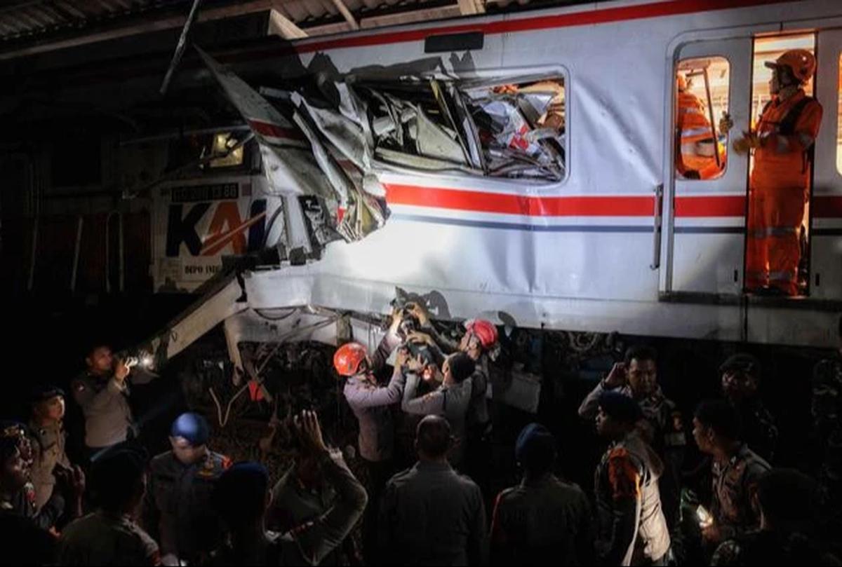 Menhub Pastikan Percepatan Evakuasi Kecelakaan Kereta Api di Stasiun Bekasi Timur