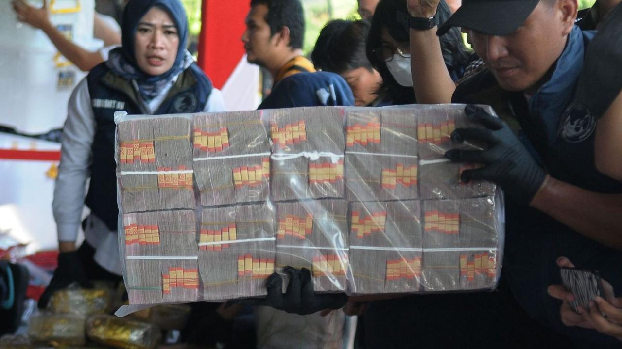 "Rekening yang digunakan 406 dengan saldo Rp28,7 miliar dan sudah dilakukan pemblokiran," <br>