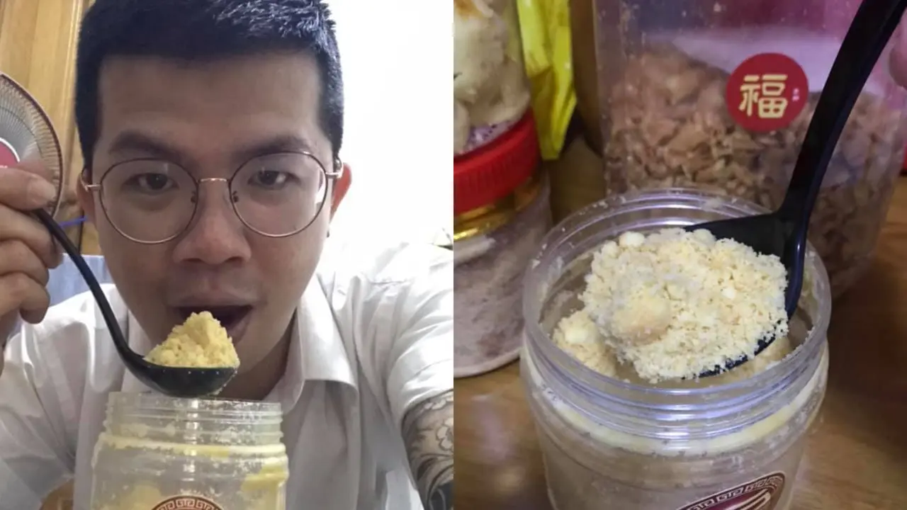 Kisah pria Malaysia yang menikmati kue Imlek sendirian karena pandemi COVID-19.