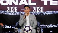 CEO Kelme Indonesia, Kevin Wijaya dalam acara peresmian kerja sama dengan PSSI di Hotel Tribrata Darmawangsa, Jakarta, Jumat (23/1/2026) (Bola.com/Bagaskara Lazaurdi)