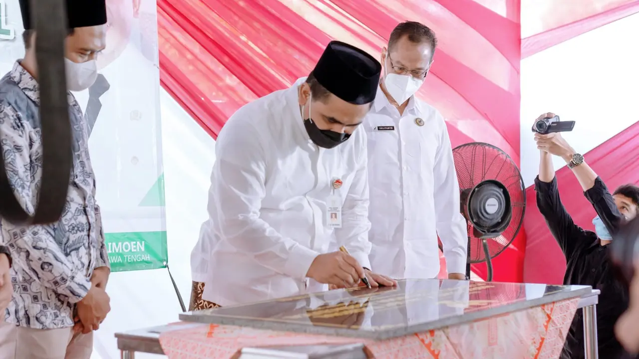 H. Taj Yasin Maemoen, menyambut dengan baik atas kehadiran PT Bharata Internasional Pharmaceutical.