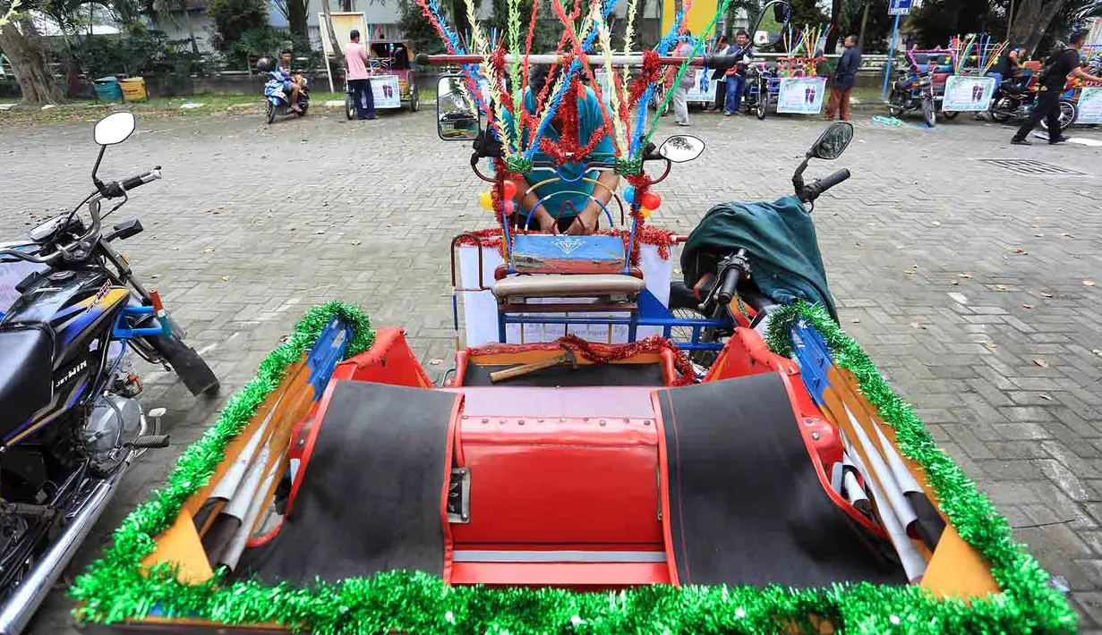 Tidak hanya kuda dari Solo, tempat kelahiran Ayang, Putri Jokowi, tapi juga kuda asal Brastagi. Kirab sendiri akan menempuh jarak sekitar 2,6 kilometer. (Deki Prayoga/Bintang.com)