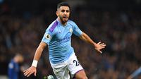 2. Riyad Mahrez - Riyad Mahrez adalah bintang di Manchester City dan menjadi satu di antara daftar pemain termahal di klub. Kemungkinan besar Riyad Mahrez juga akan pergi demi untuk bisa mengangkat trofi Liga Champions. (AFP/Paul Ellis)