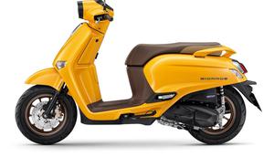 New Honda Giorno+ dengan sentuhan warna kuning-cokelat. (Greatbiker)