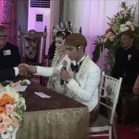 Video Akad Nikah Gibran dan Selvi Ananda