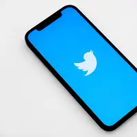 Ilustrasi twitter. (Photo by Jeremy Bezanger on Unsplash)
