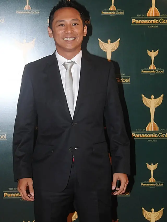 7 Potret Lawas Nico Siahaan Sebelum Menjadi Wakil Rakyat di Senayan