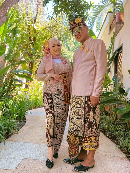 (Instagram/astridkuya)