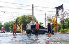 Banjir Rob Jakarta Landa 23 RT dan Dua Ruas Jalan, BPBD DKI Siaga Penuh