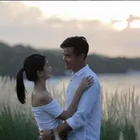 Sejak menikah, sang istri selalu menyajikan menu sehat untuk Dion Wiyoko.