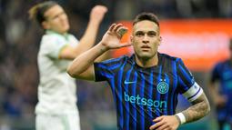Lautaro Martinez sukses mencatatkan dirinya sebagai pencetak brace melalui dua gol pada menit pertama dan ke-52. (AP Photo/Luca Bruno)